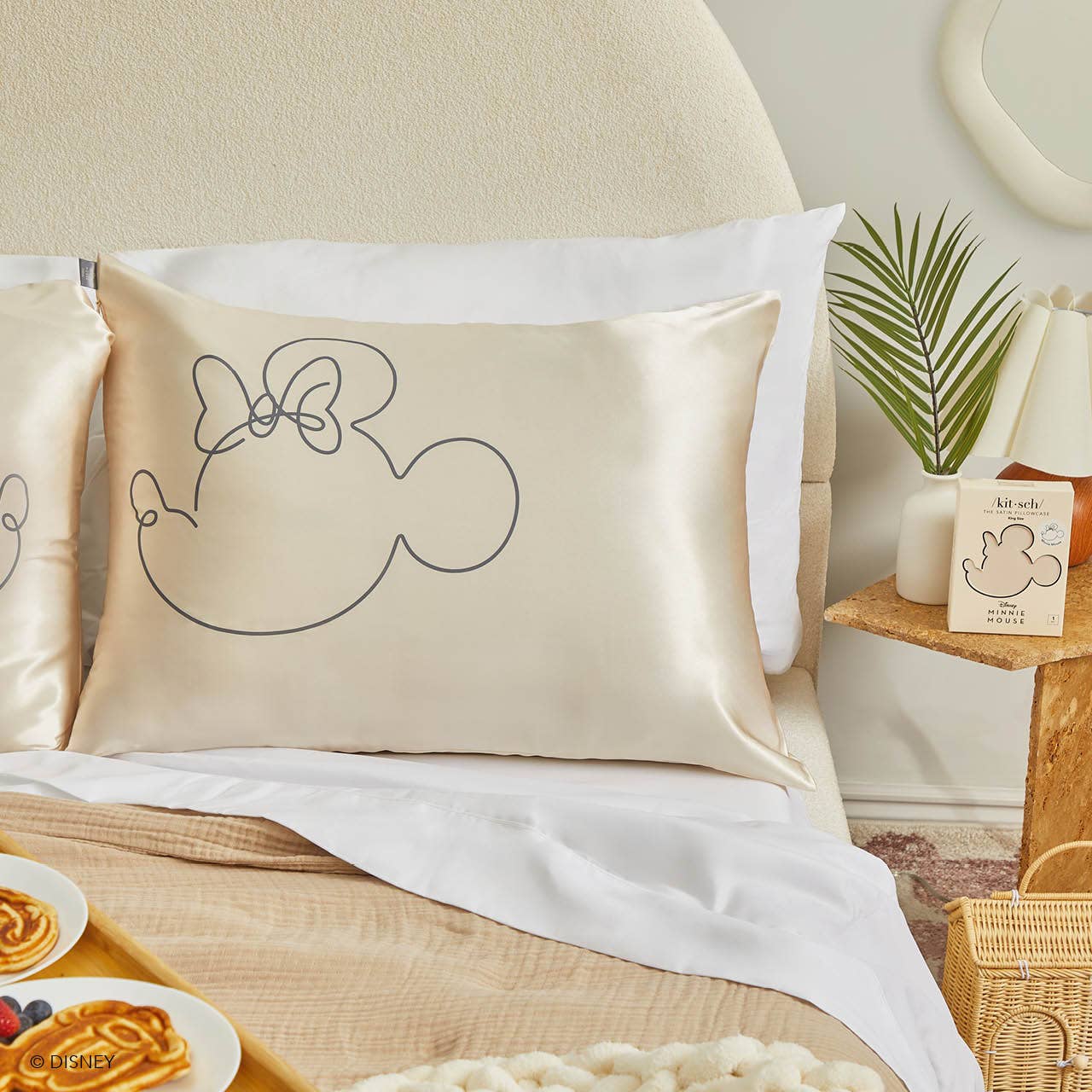 Taie d'oreiller en satin Kitsch & Mickey et Minnie Mr. Mouse -Crème
