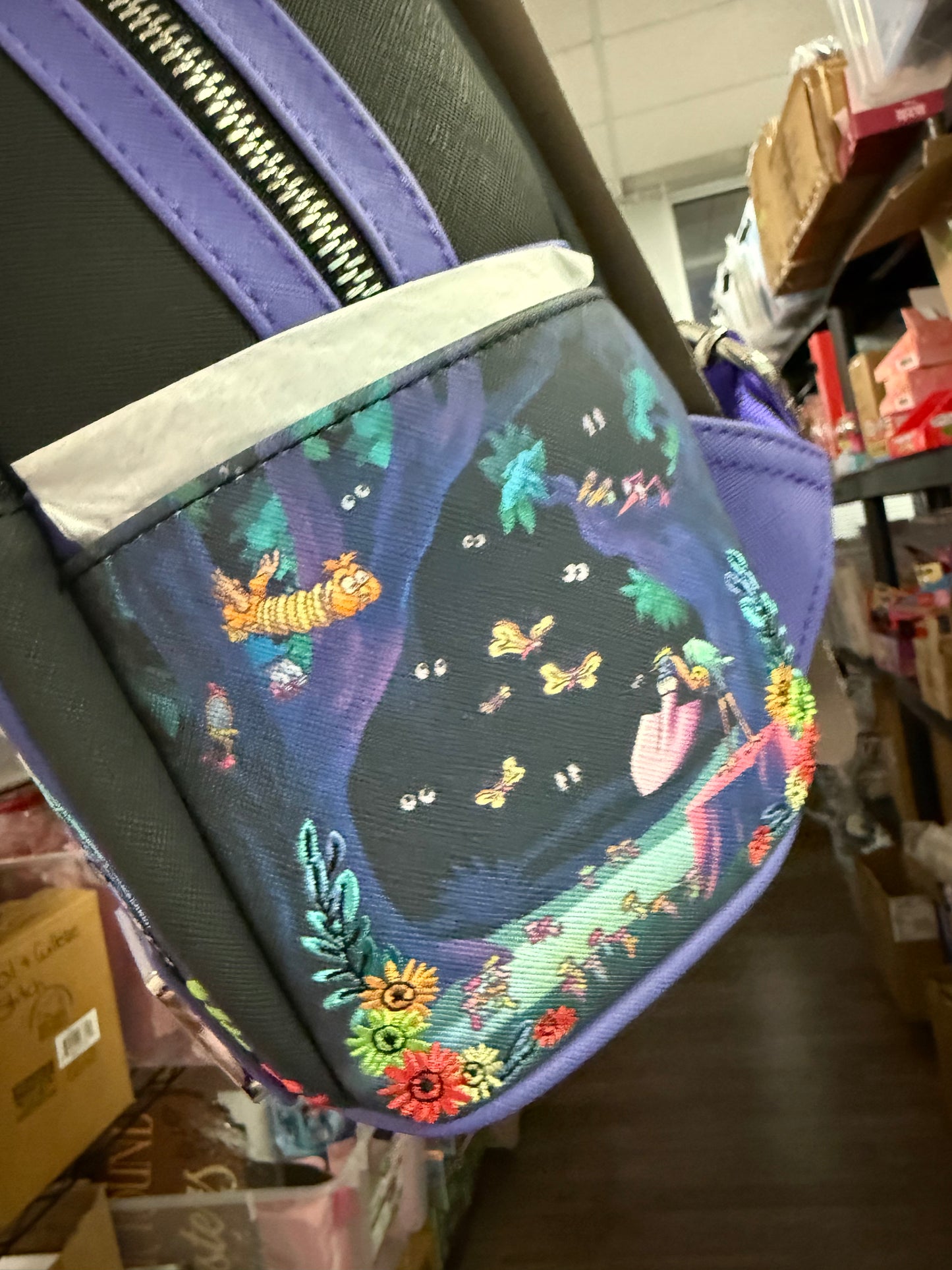 Sac à dos Loungefly Alice noir et mauve (lenticulaire)