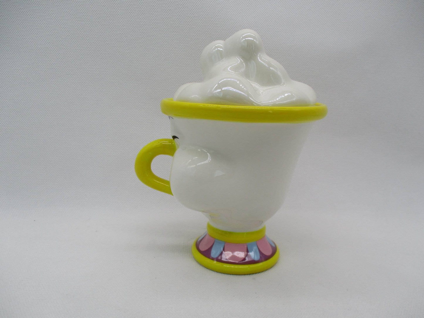 La Belle et la Bête — Tasse sculptée en céramique Chip avec bulles et couvercle