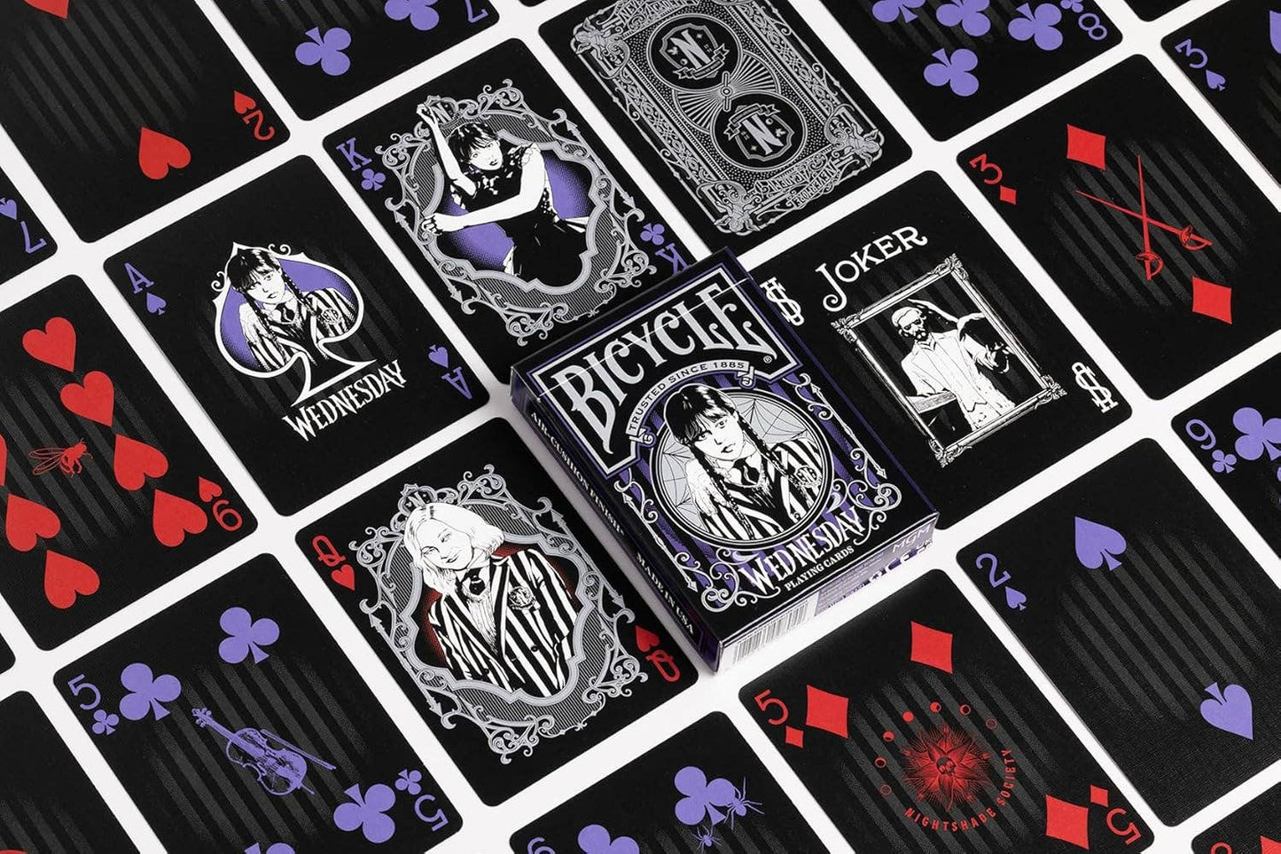 Jeu de cartes Bicycle Wednesday Addams